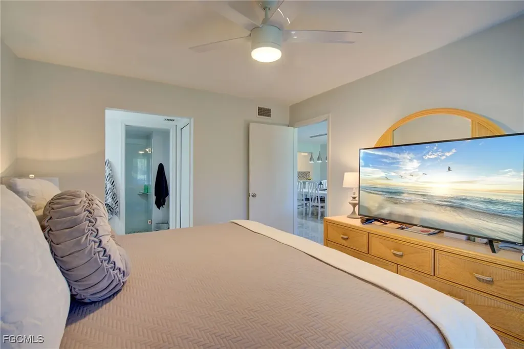 1232 Commonwealth Circle Naples FL 34116