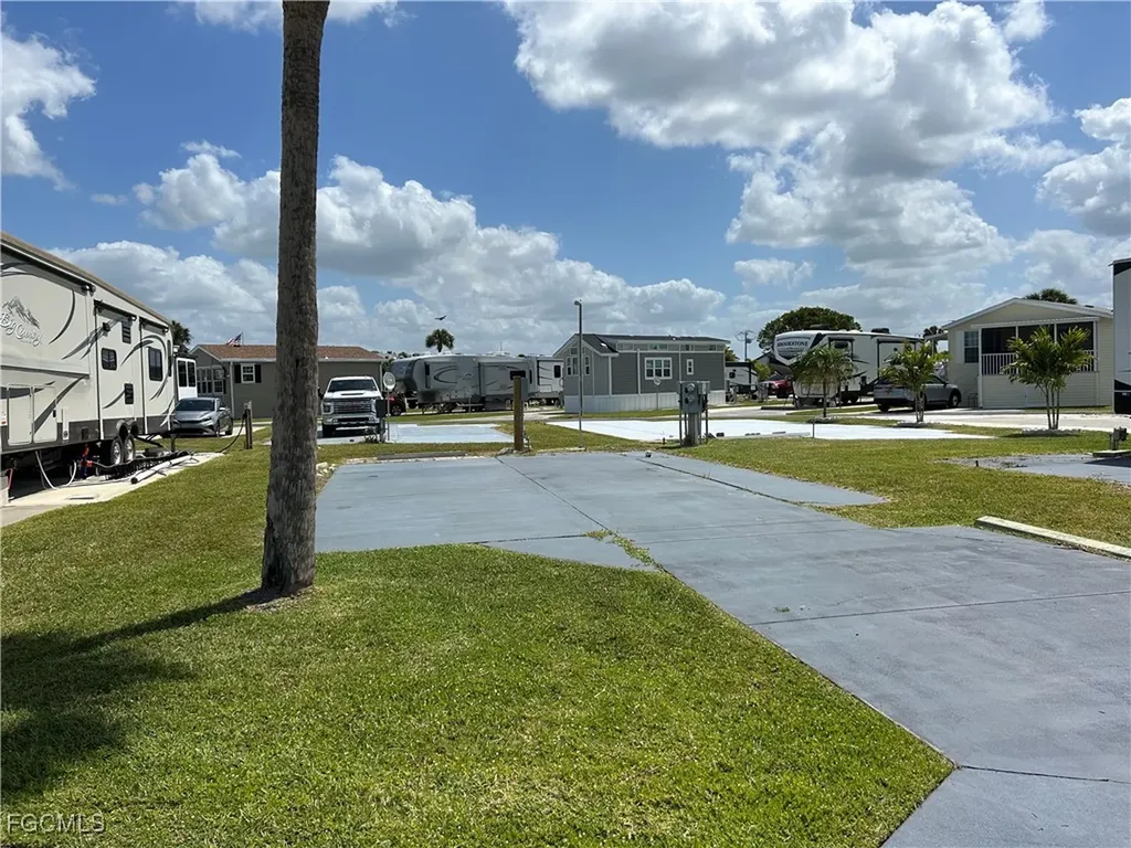 19681 261 Summerlin Road Fort Myers FL 33908