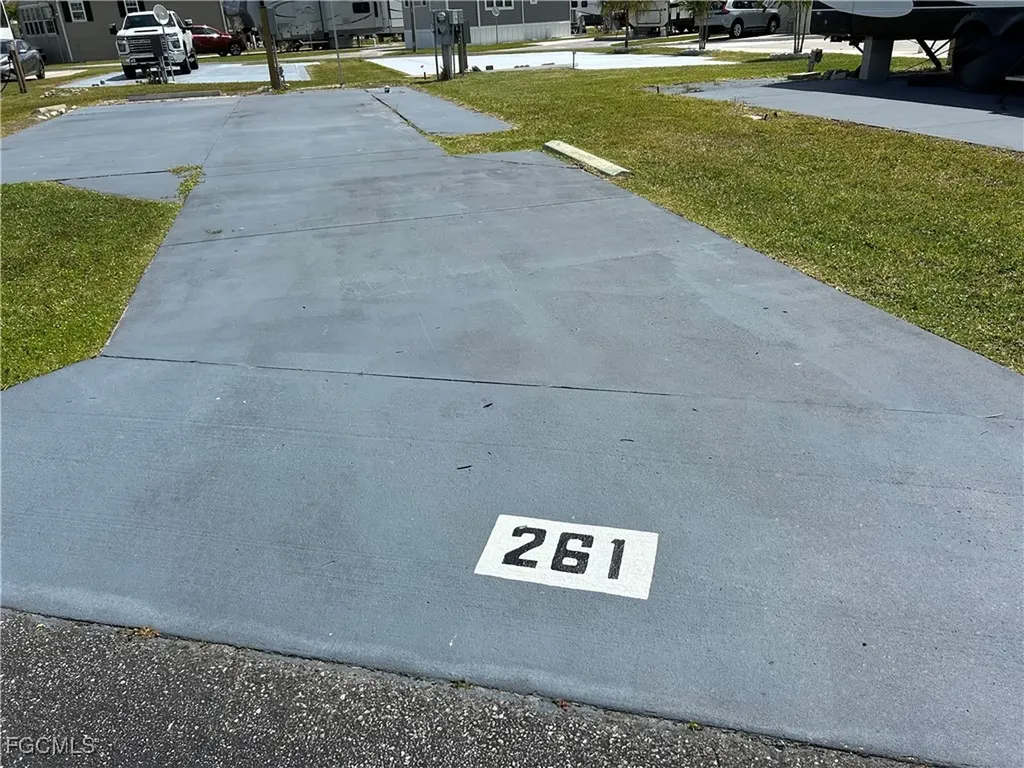 19681 261 Summerlin Road Fort Myers FL 33908