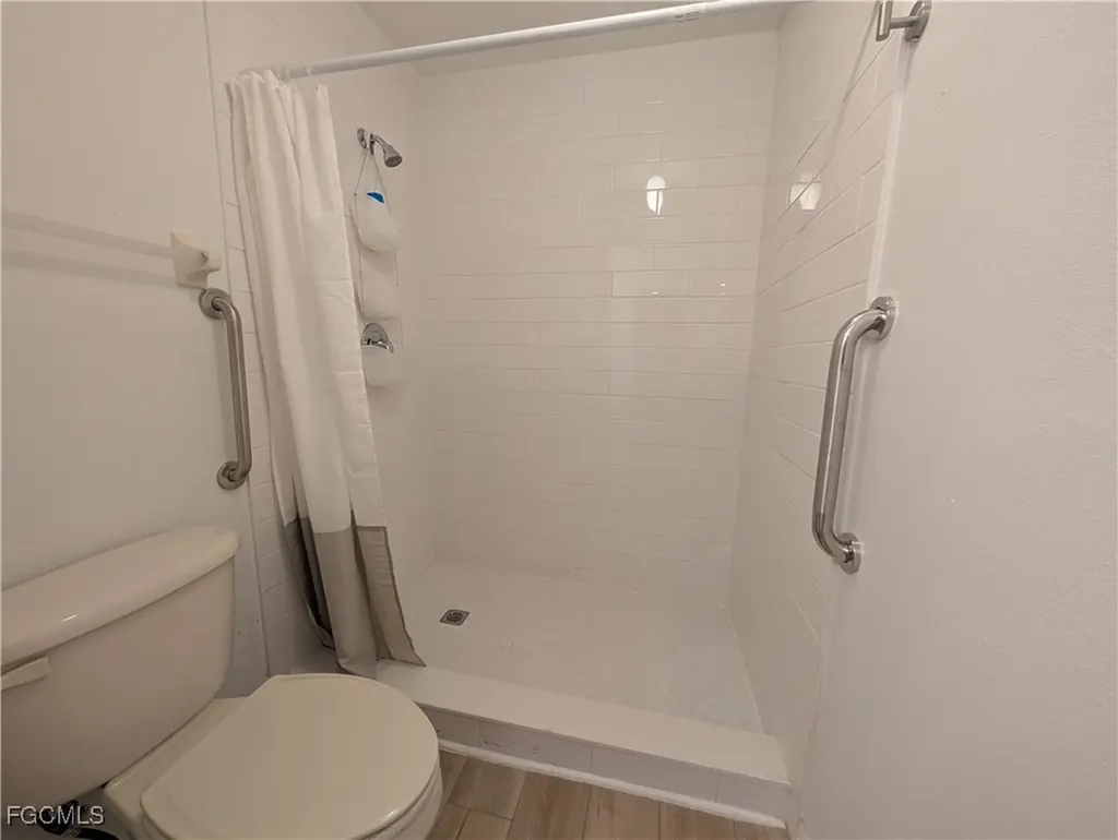 5716 Foxlake Drive North Fort Myers FL 33917