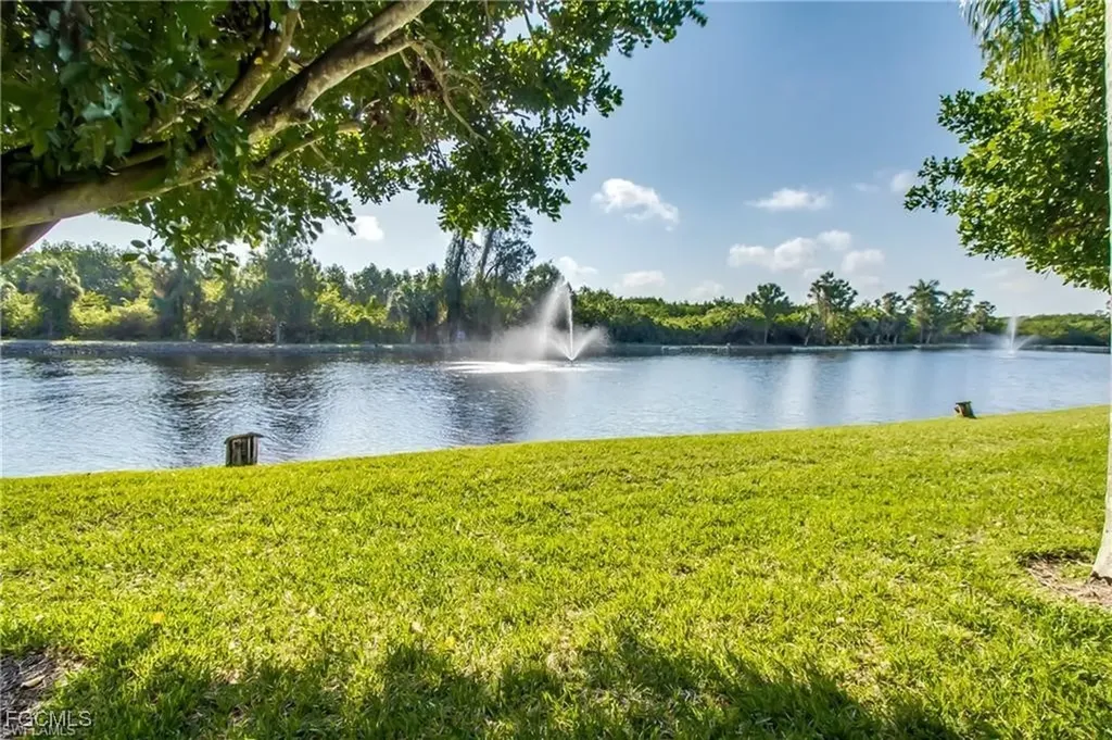 5716 Foxlake Drive North Fort Myers FL 33917