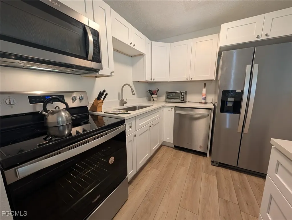 5716 Foxlake Drive North Fort Myers FL 33917