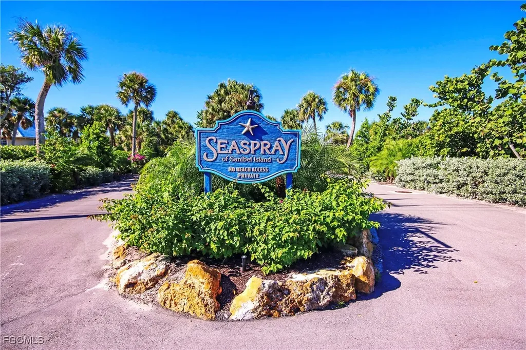 1321 Seaspray Lane Sanibel FL 33957