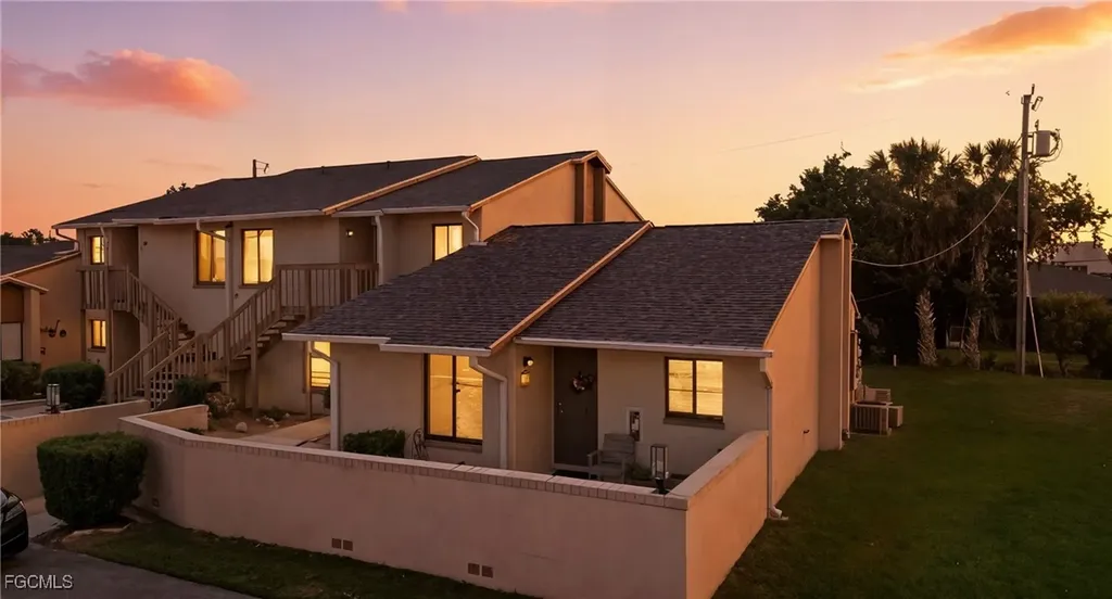 4616 SE 6th Avenue Cape Coral FL 33904