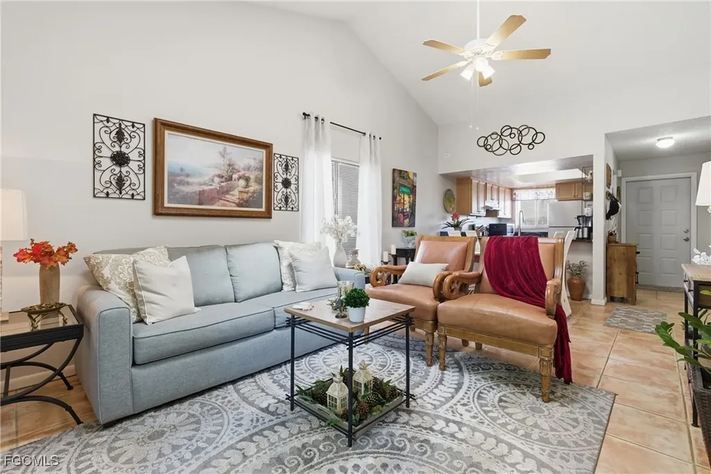 4616 SE 6th Avenue Cape Coral FL 33904