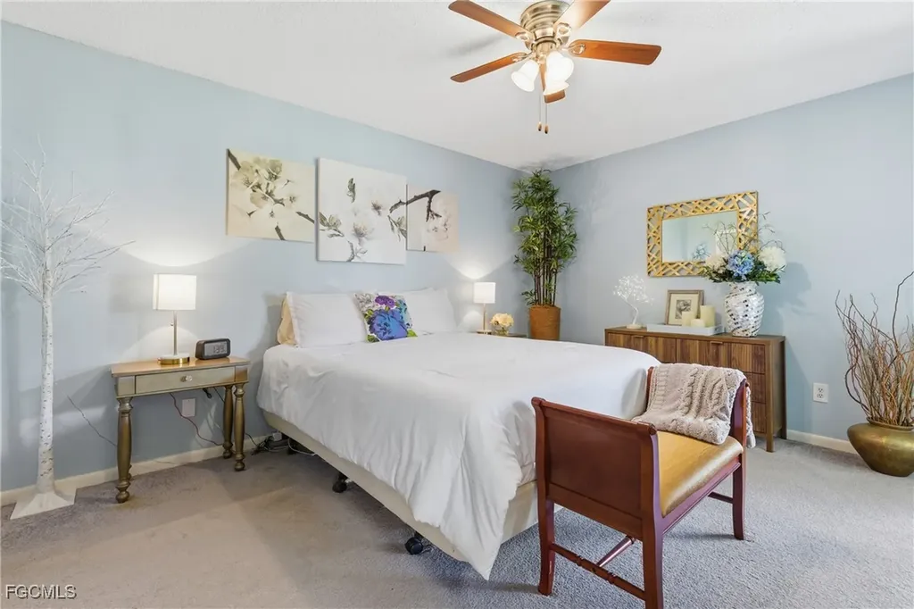 4616 SE 6th Avenue Cape Coral FL 33904