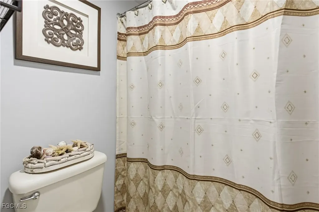 4616 SE 6th Avenue Cape Coral FL 33904