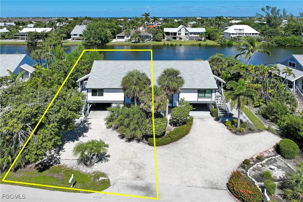 1444 Sandpiper Circle Sanibel FL 33957