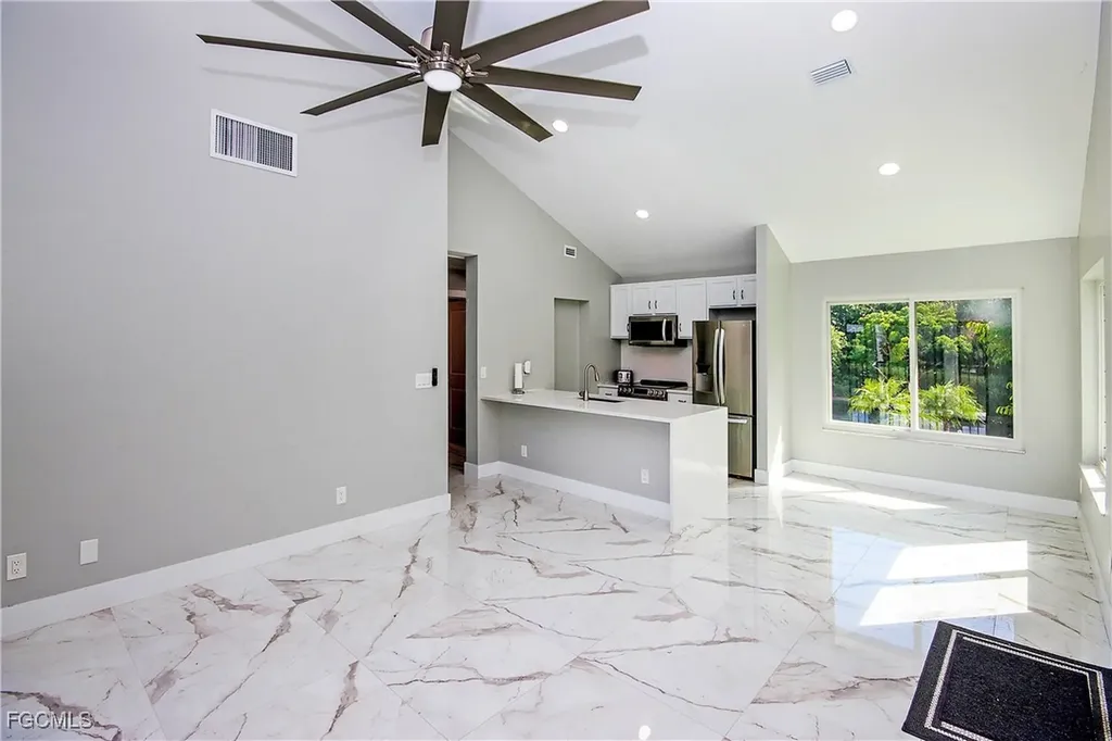 1444 Sandpiper Circle Sanibel FL 33957