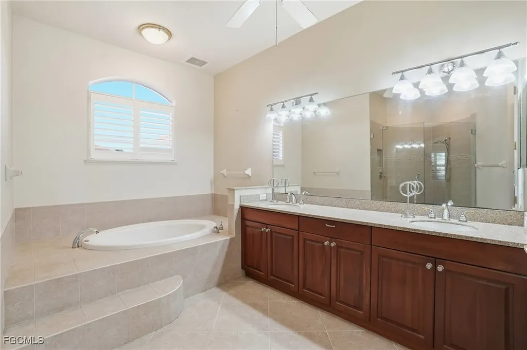 5957 Tarpon Gardens Circle Cape Coral FL 33914