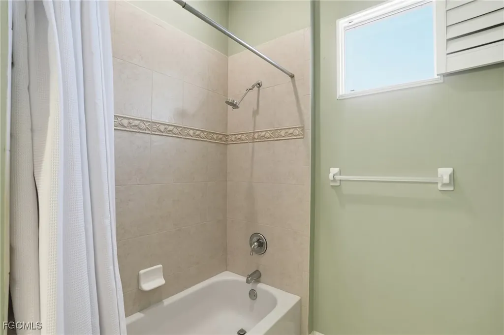 5957 Tarpon Gardens Circle Cape Coral FL 33914