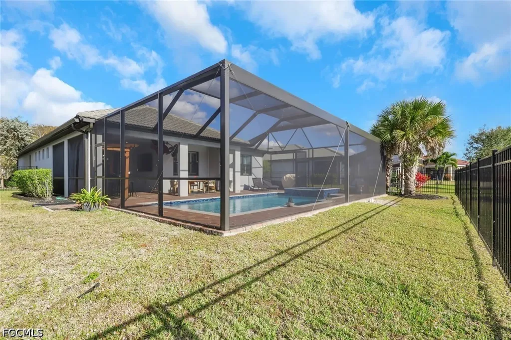 3425 Hampton Boulevard Alva FL 33920