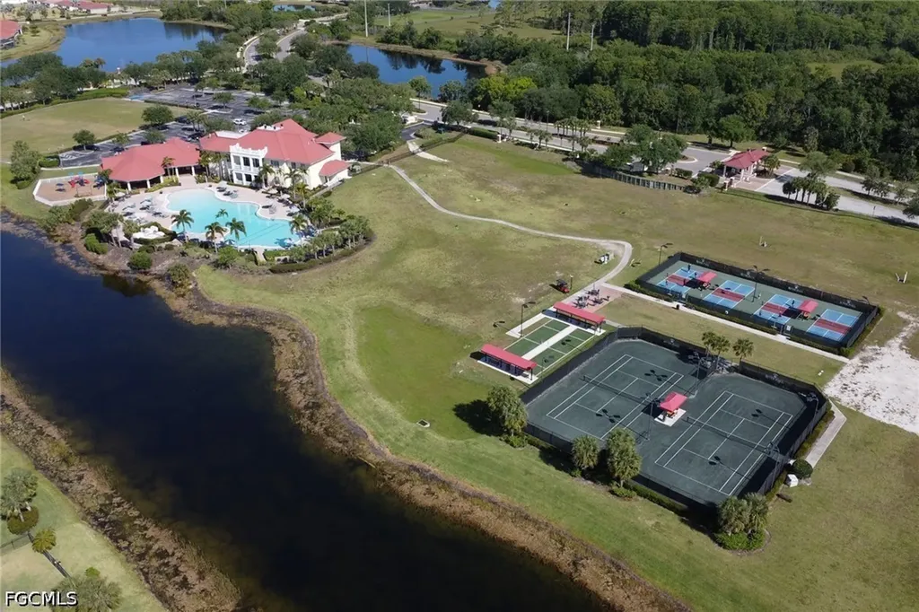 3425 Hampton Boulevard Alva FL 33920