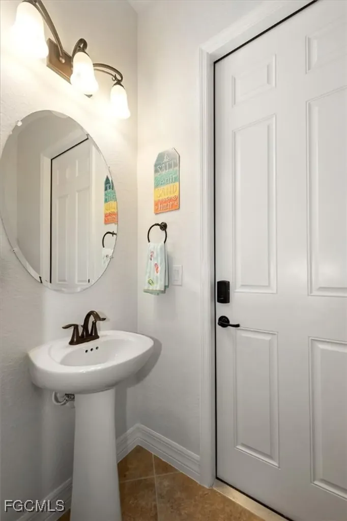 3370 Chestnut Grove Drive Alva FL 33920