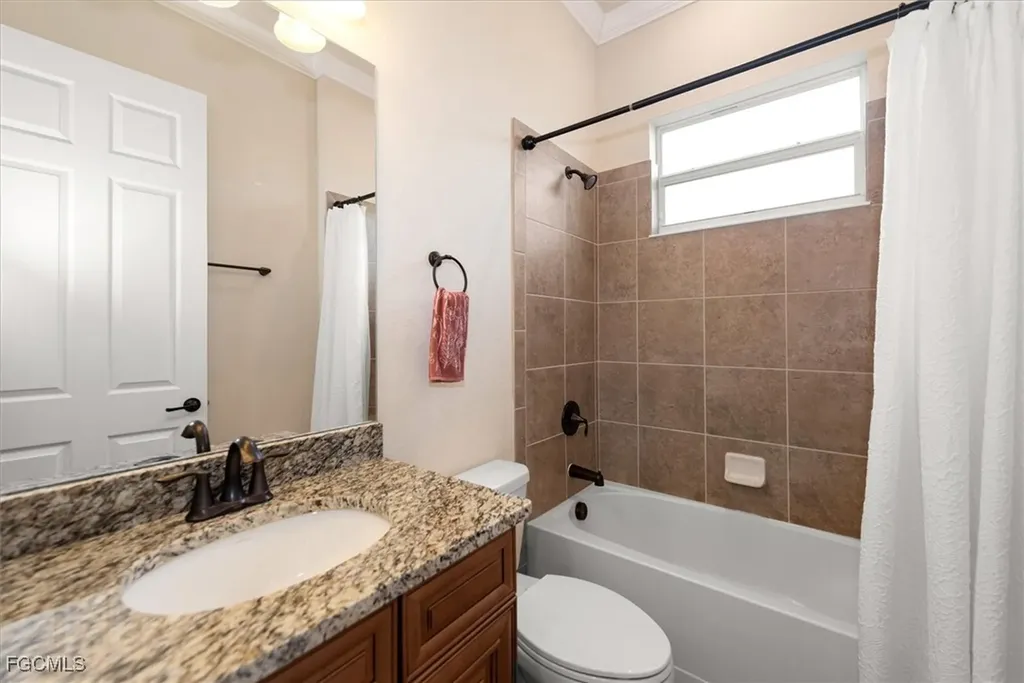 3370 Chestnut Grove Drive Alva FL 33920