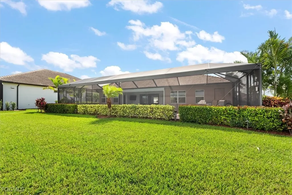 3370 Chestnut Grove Drive Alva FL 33920