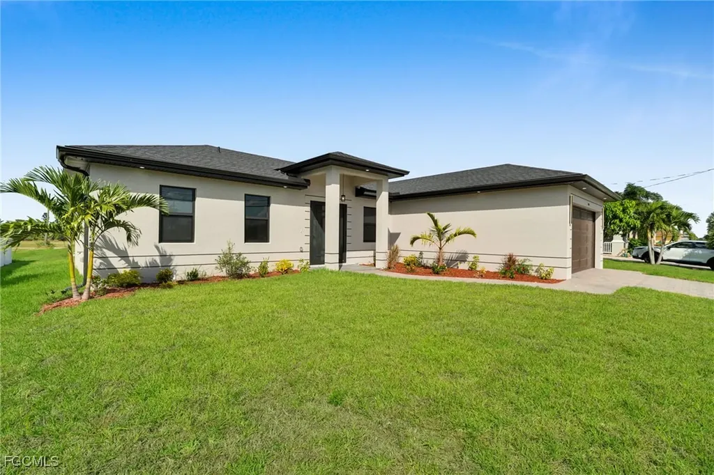 2903 NW 3rd Street Cape Coral FL 33993