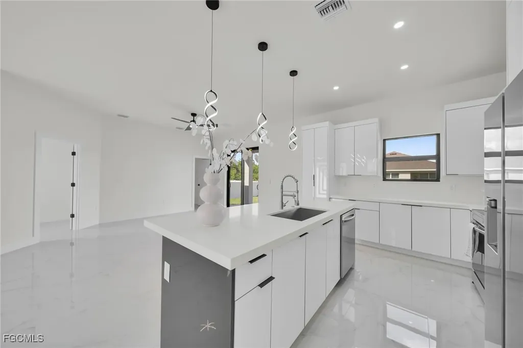 2903 NW 3rd Street Cape Coral FL 33993