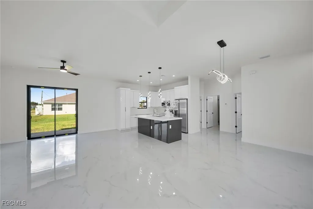 2903 NW 3rd Street Cape Coral FL 33993