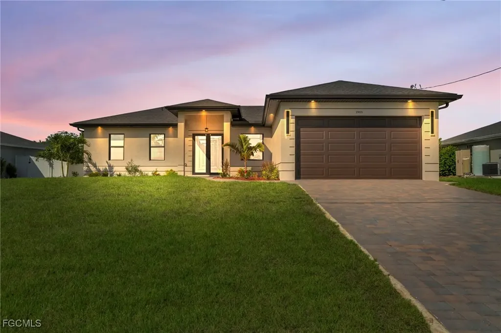 2903 NW 3rd Street Cape Coral FL 33993