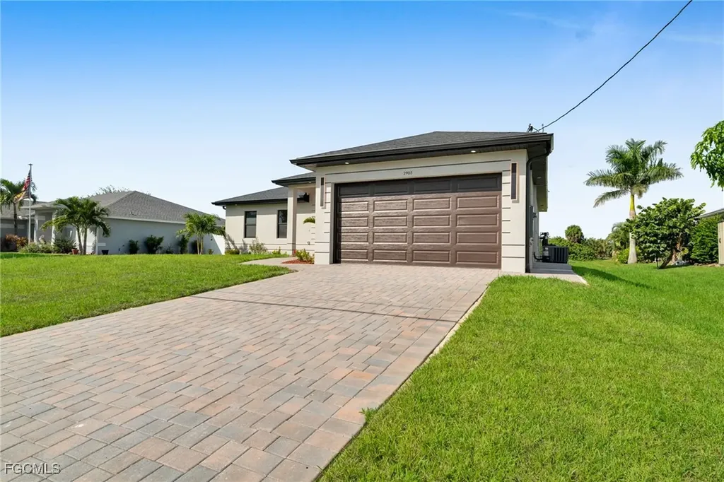 2903 NW 3rd Street Cape Coral FL 33993
