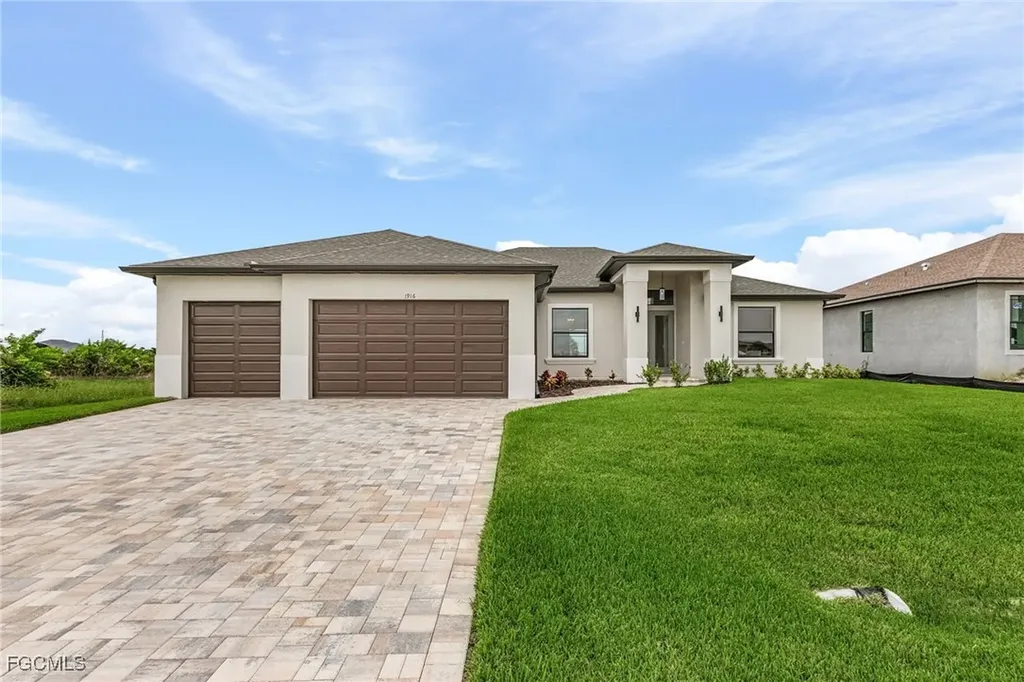 106 SW 33rd Place Cape Coral FL 33991