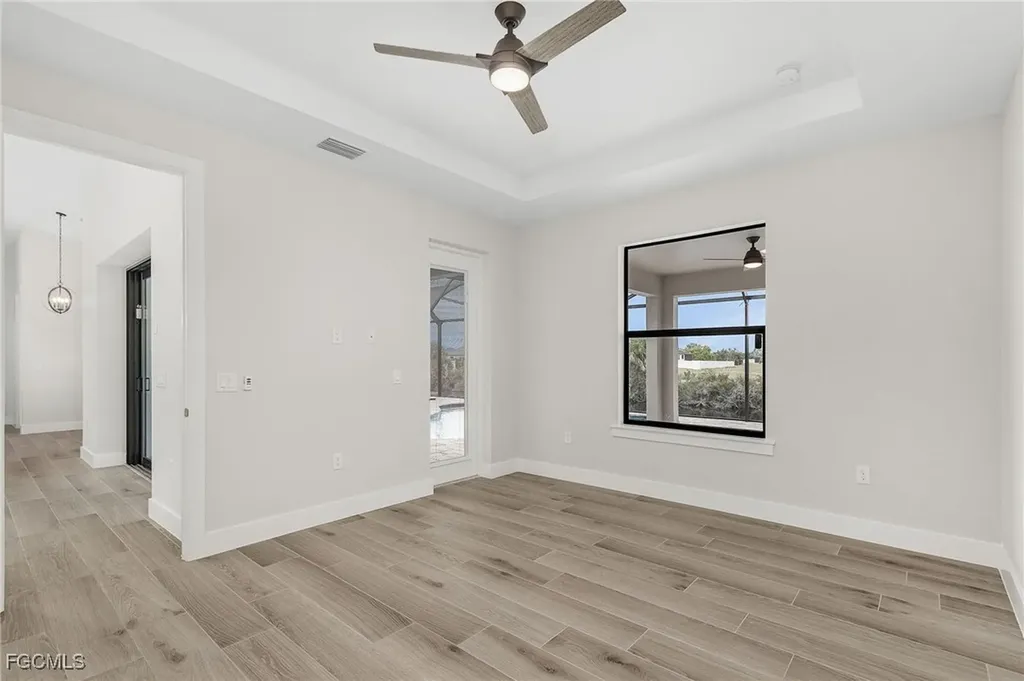 106 SW 33rd Place Cape Coral FL 33991