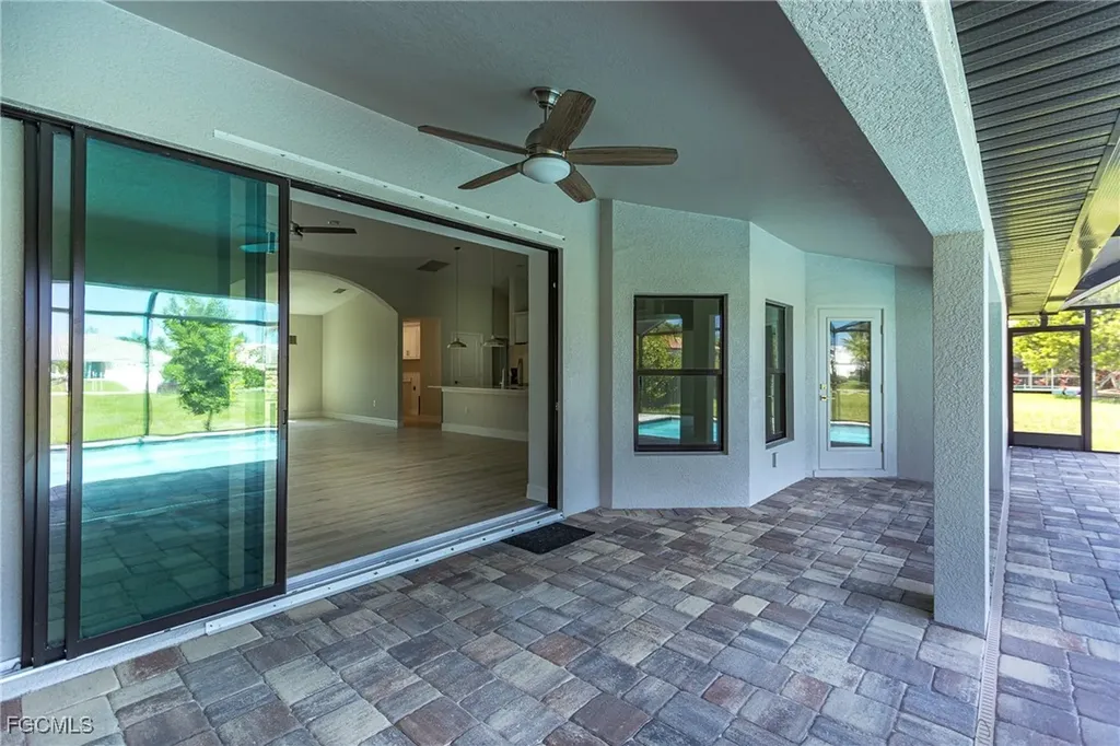 106 SW 33rd Place Cape Coral FL 33991