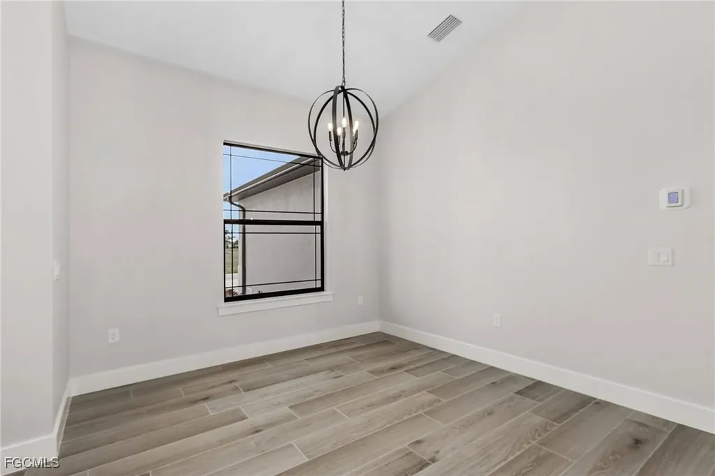 106 SW 33rd Place Cape Coral FL 33991