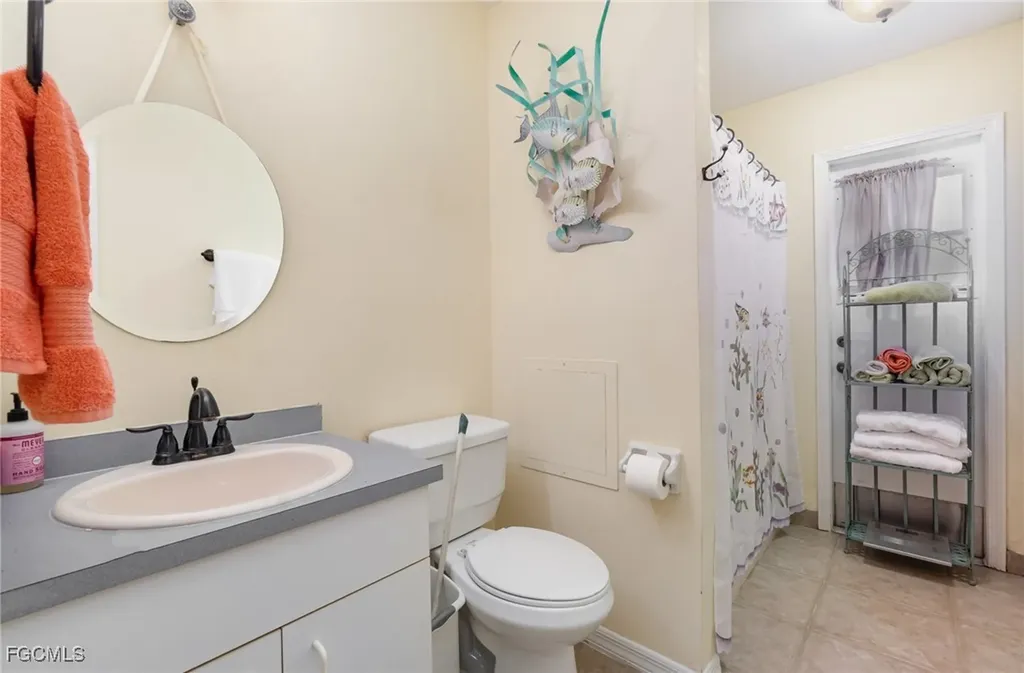 2721 SW 3rd Avenue Cape Coral FL 33914