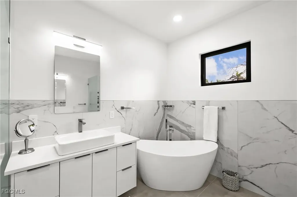 1332 Longwood Drive Fort Myers FL 33919