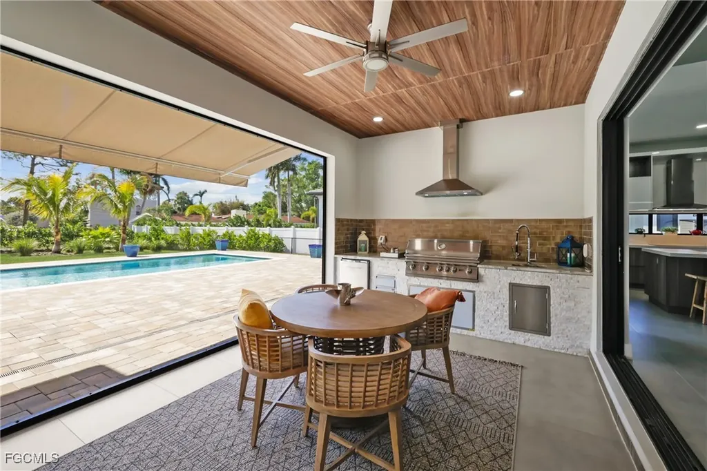 1332 Longwood Drive Fort Myers FL 33919