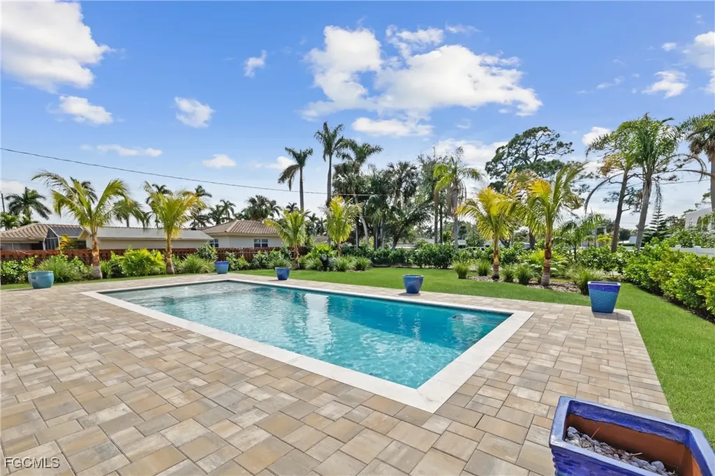 1332 Longwood Drive Fort Myers FL 33919