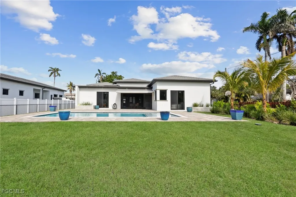 1332 Longwood Drive Fort Myers FL 33919