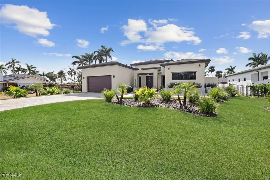 1332 Longwood Drive Fort Myers FL 33919