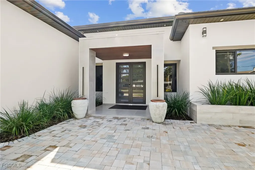 1332 Longwood Drive Fort Myers FL 33919