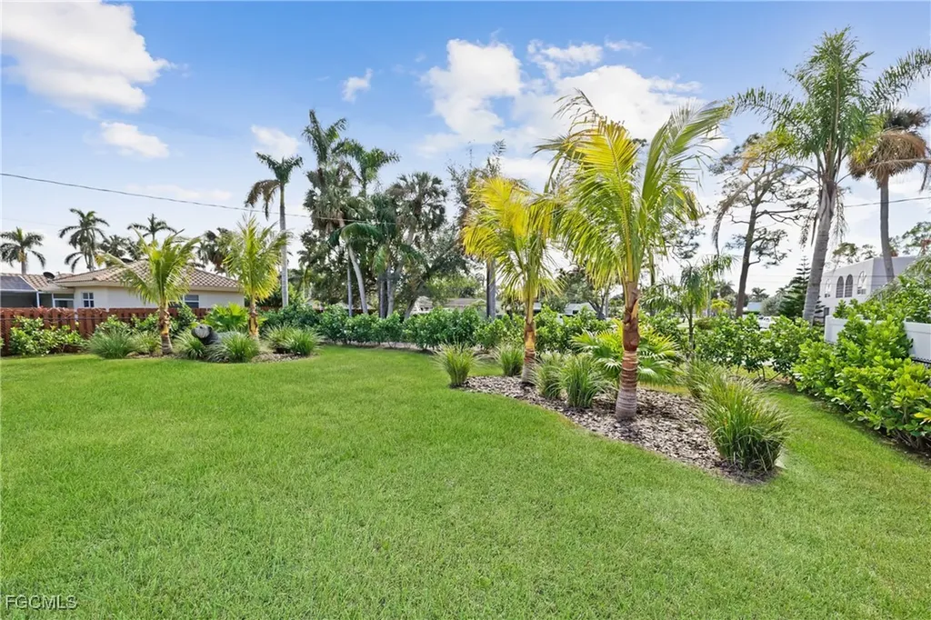 1332 Longwood Drive Fort Myers FL 33919