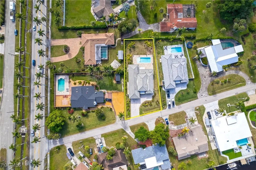 1332 Longwood Drive Fort Myers FL 33919