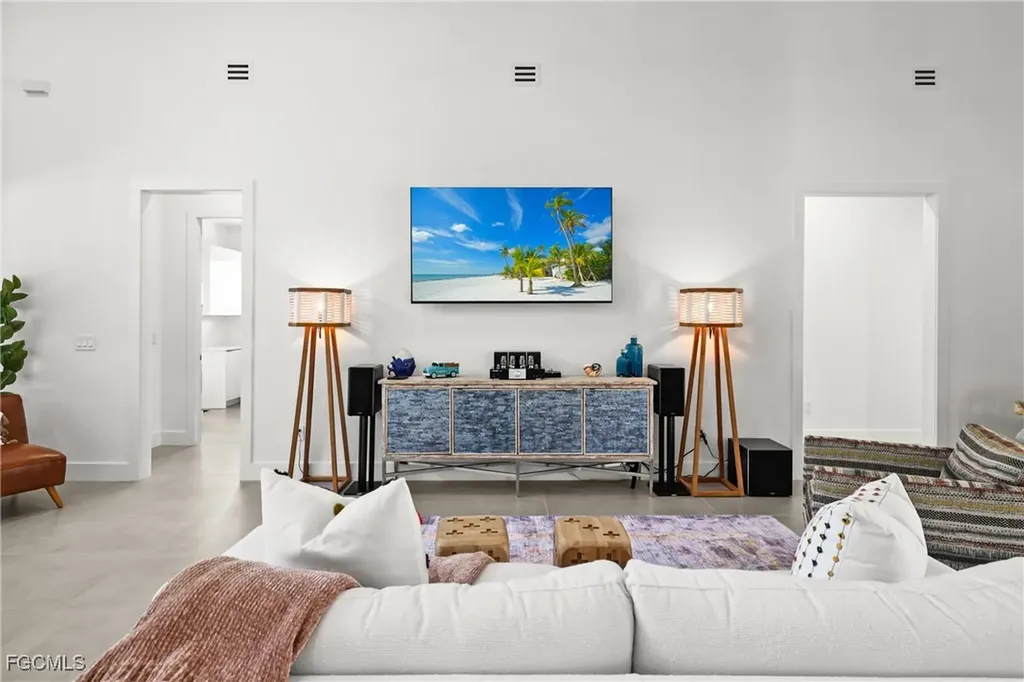 1332 Longwood Drive Fort Myers FL 33919