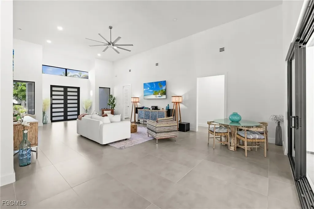 1332 Longwood Drive Fort Myers FL 33919