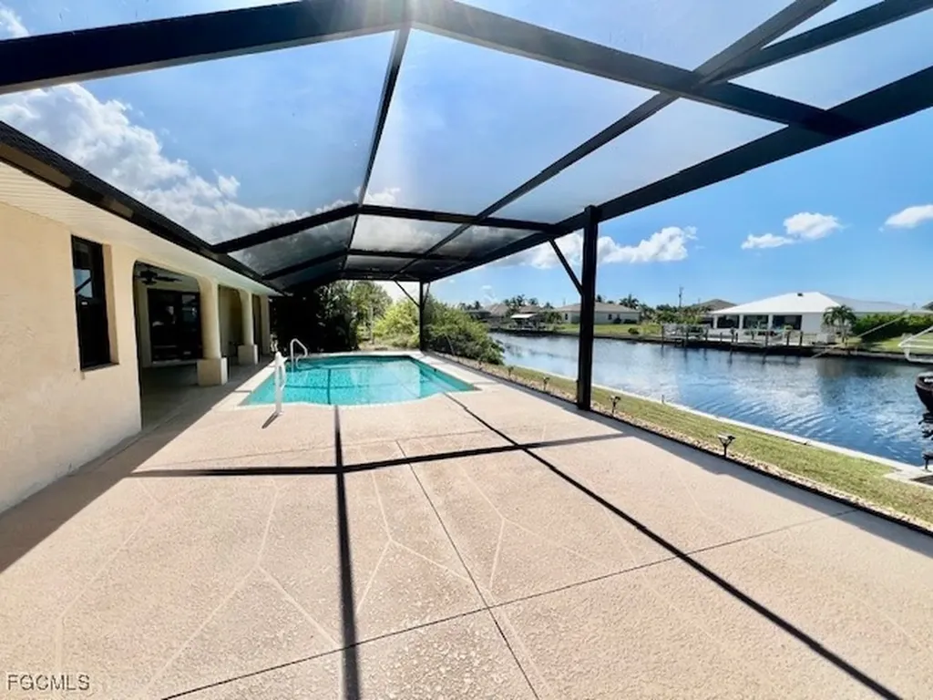 426 NW 37th Place Cape Coral FL 33993