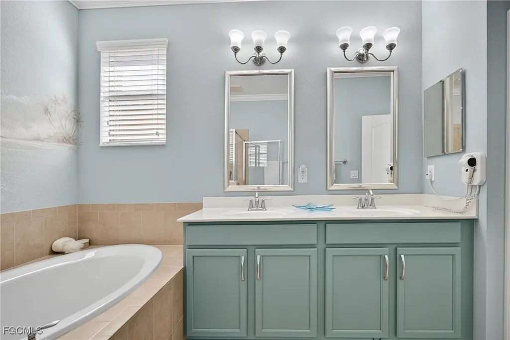 2877 Via Piazza Loop Fort Myers FL 33905