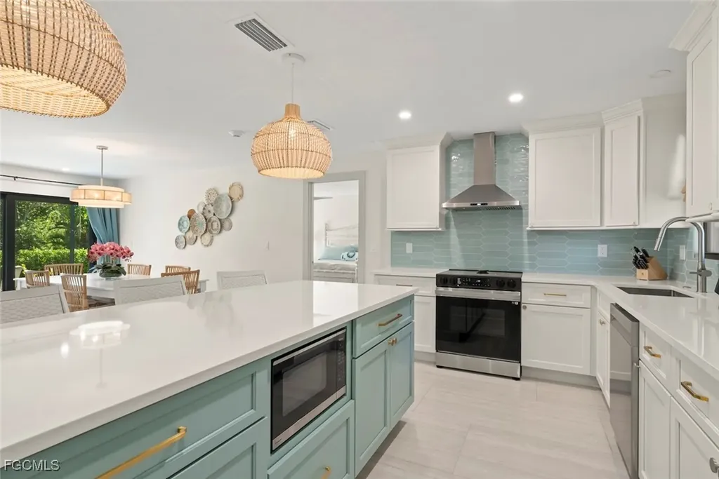 5117 Sea Bell Road Sanibel FL 33957