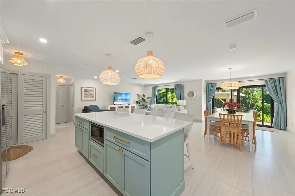 5117 Sea Bell Road Sanibel FL 33957