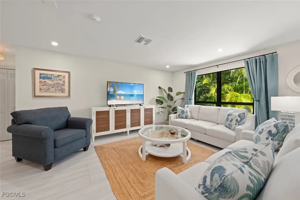 5117 Sea Bell Road Sanibel FL 33957