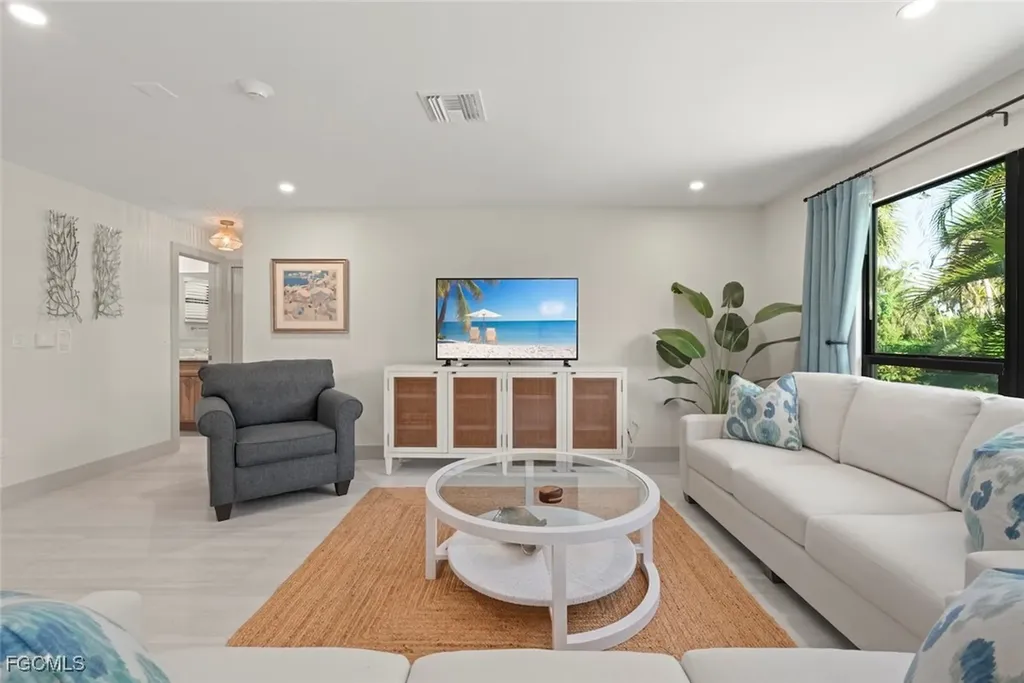 5117 Sea Bell Road Sanibel FL 33957