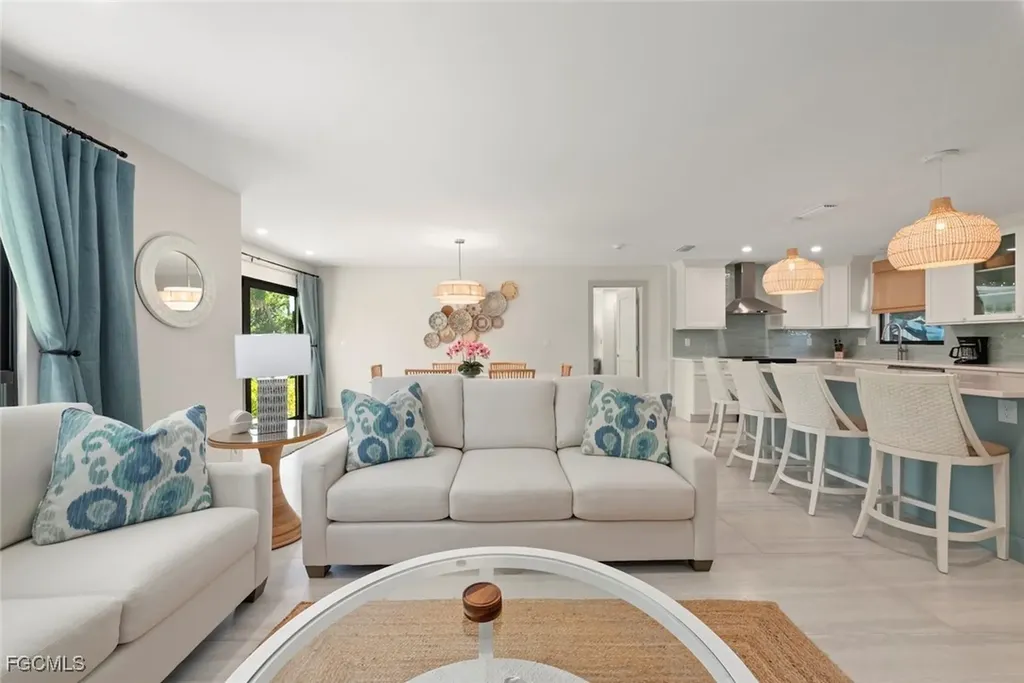 5117 Sea Bell Road Sanibel FL 33957