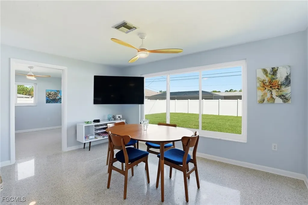 233 SE 47th Street Cape Coral FL 33904