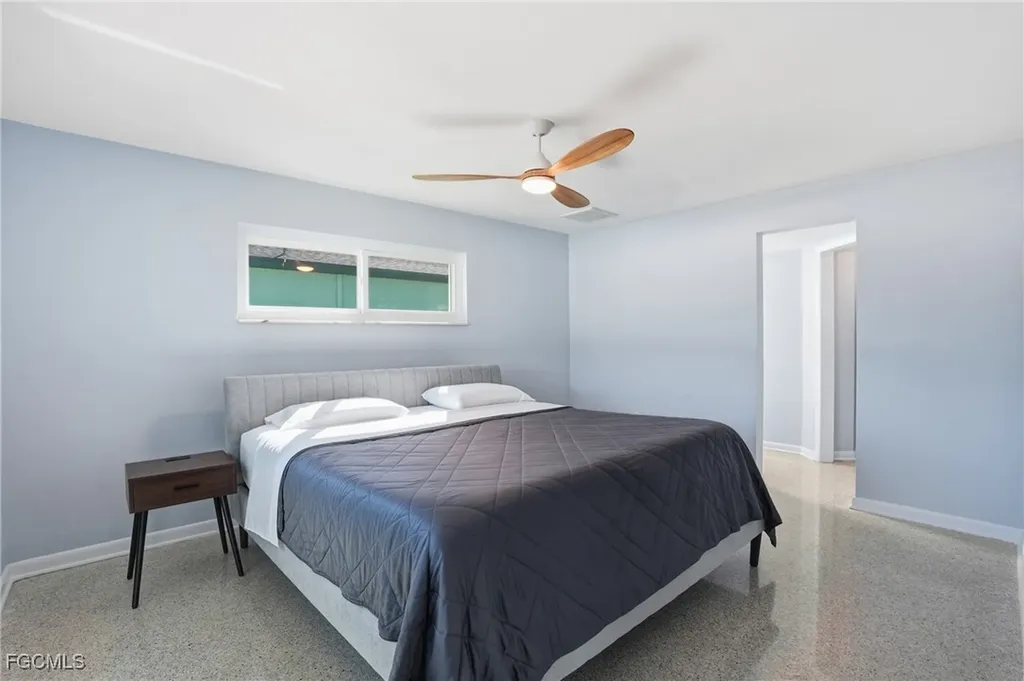 233 SE 47th Street Cape Coral FL 33904