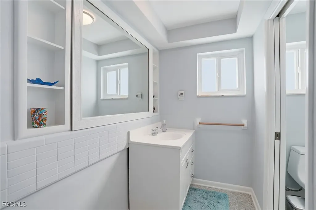 233 SE 47th Street Cape Coral FL 33904